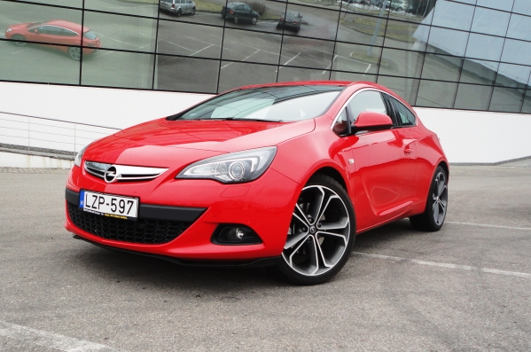 https://wcar.sets.lv/cars/Opel/Astra GTC/1337122813-opel 1.JPG